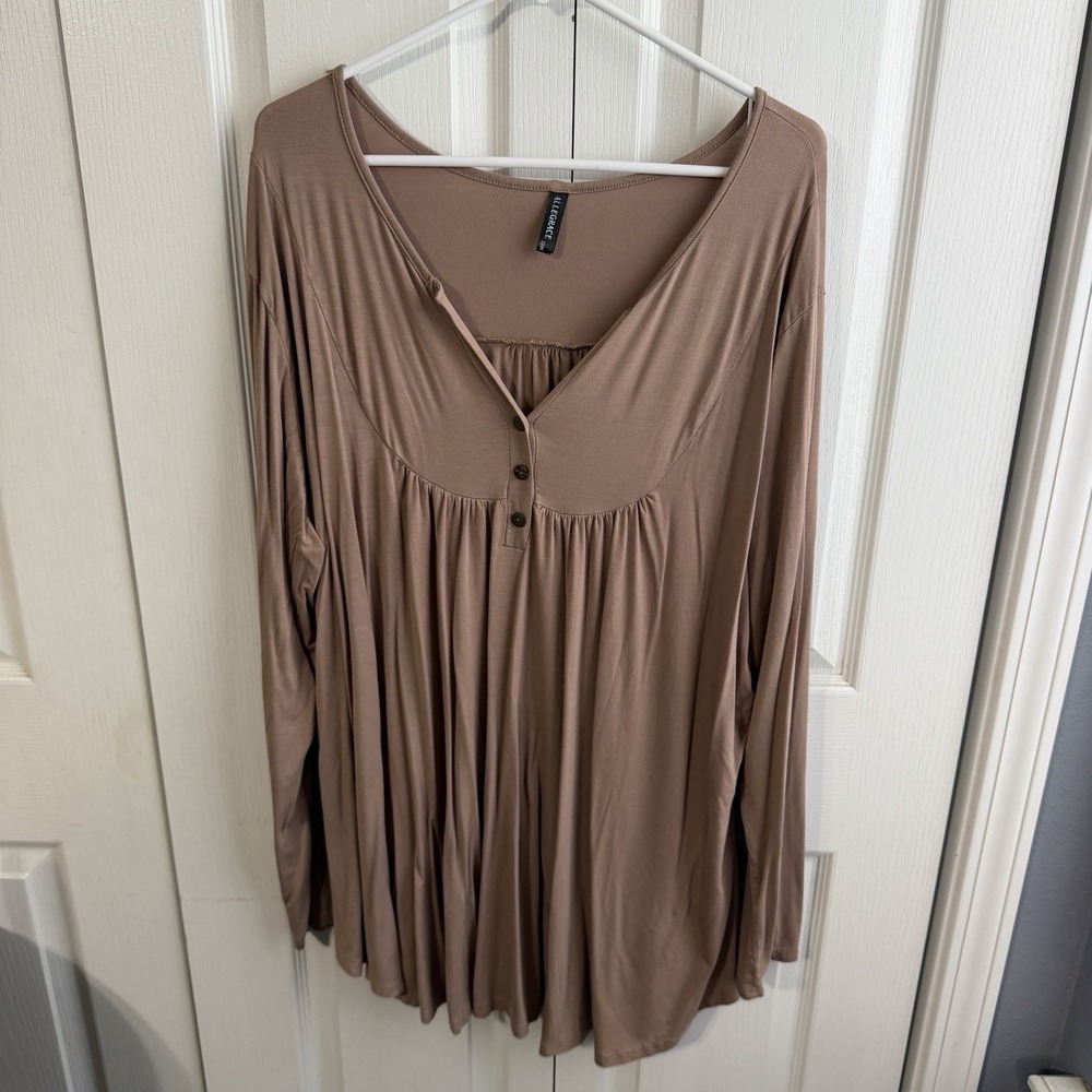 Allegrace Tan Babydoll V Neck Tunic Blouse Women's Size 26W Office Preppy Boho